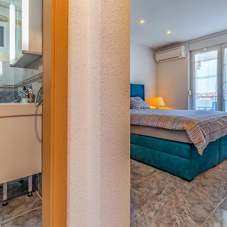 Front In With Wifi Tatil Evi Medulin
