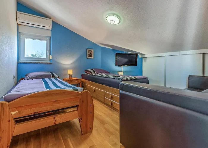 بيت للعطل 5 Bedroom Amazing In