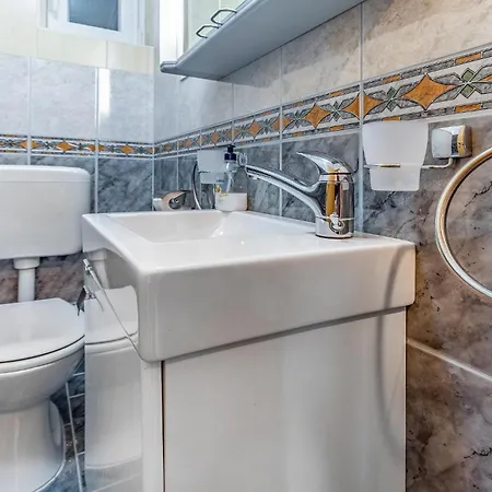 Holiday home 5 Bedroom Amazing In Medulin